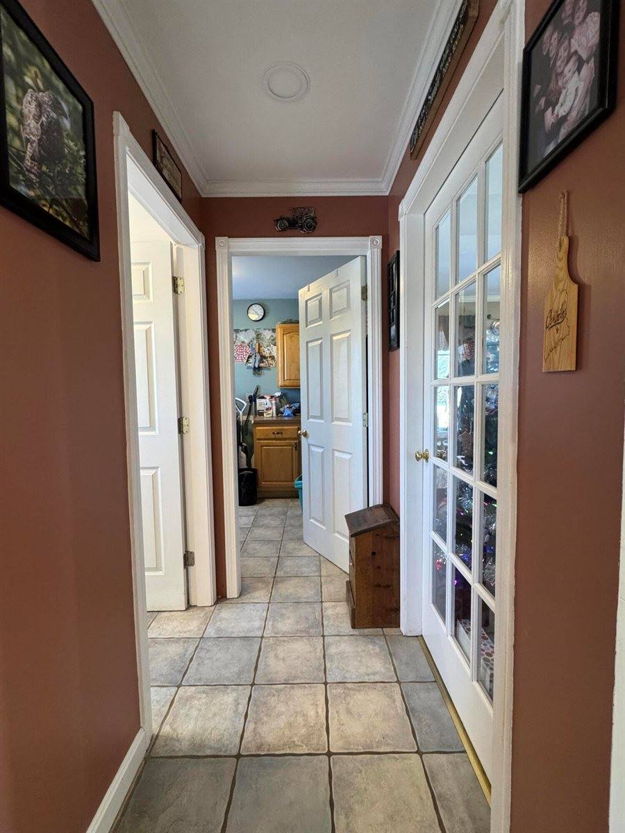 387 Exeter Road, Corinth, ME 04427