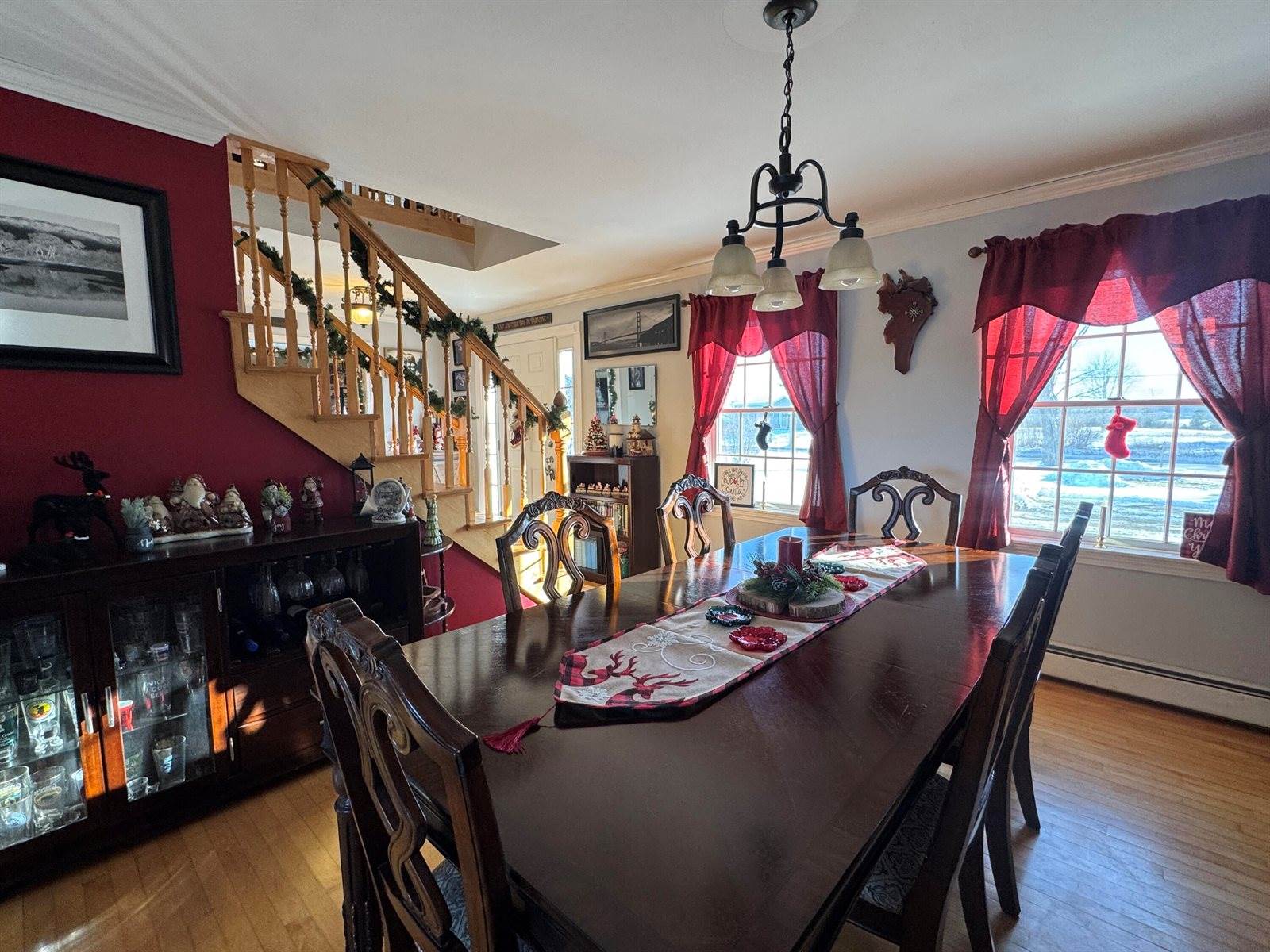 387 Exeter Road, Corinth, ME 04427