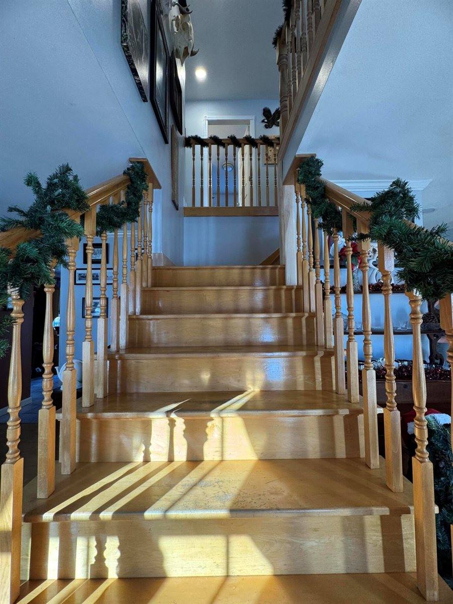 387 Exeter Road, Corinth, ME 04427