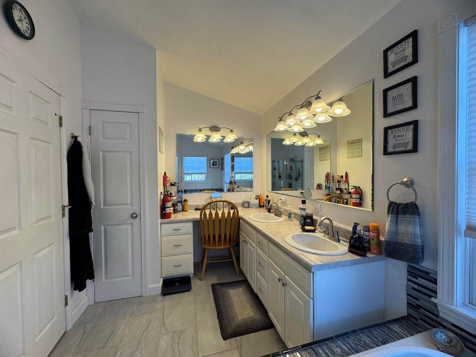 387 Exeter Road, Corinth, ME 04427