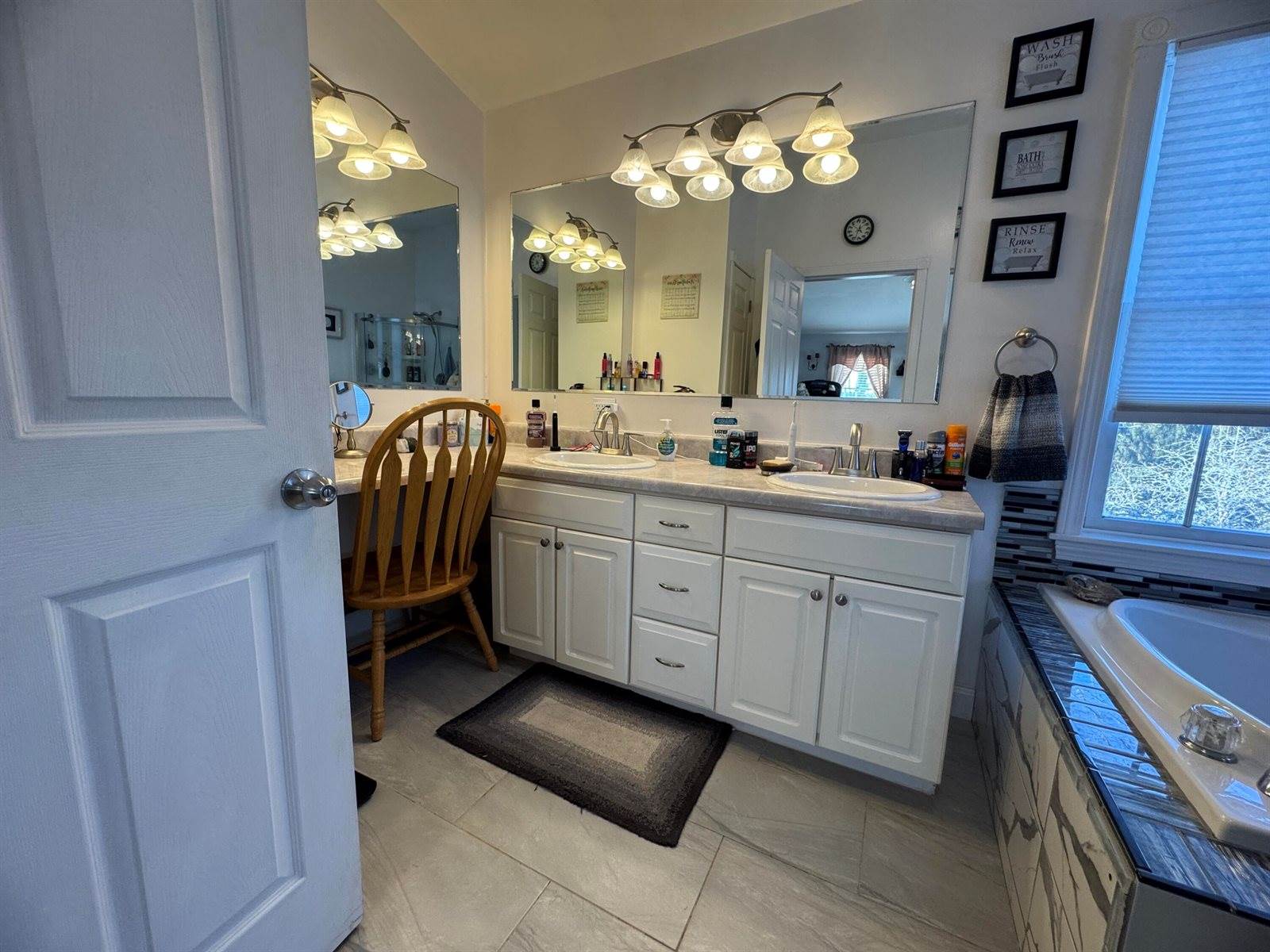 387 Exeter Road, Corinth, ME 04427