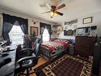 387 Exeter Road, Corinth, ME 04427