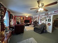 387 Exeter Road, Corinth, ME 04427