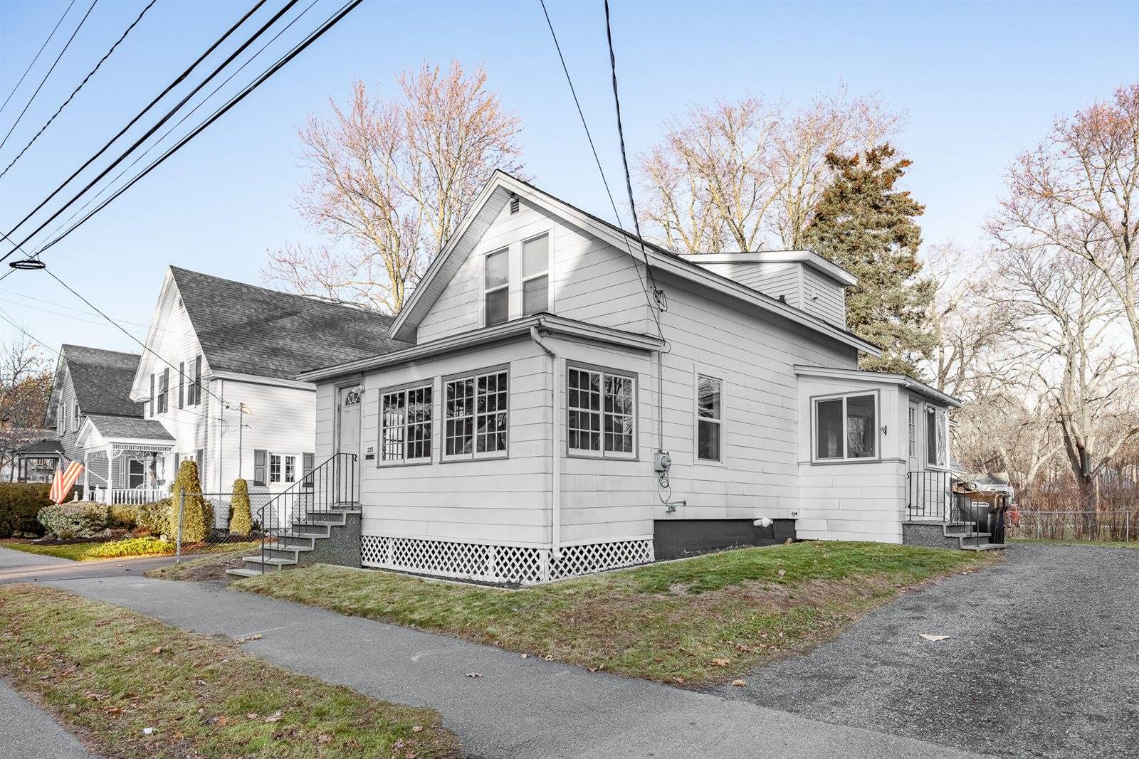 233 Palm Street, Bangor, ME 04401