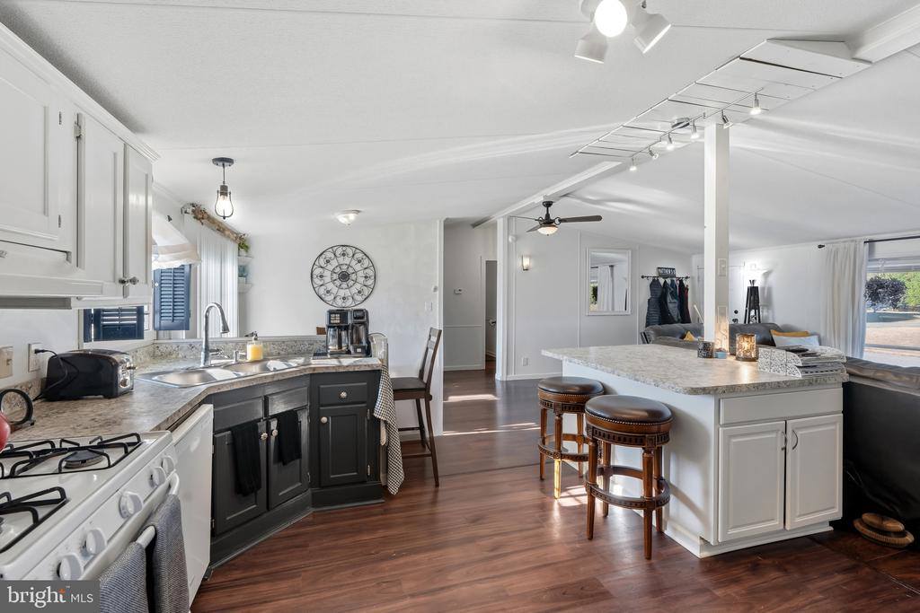 208 Fernwood Drive, Harrington, DE 19952