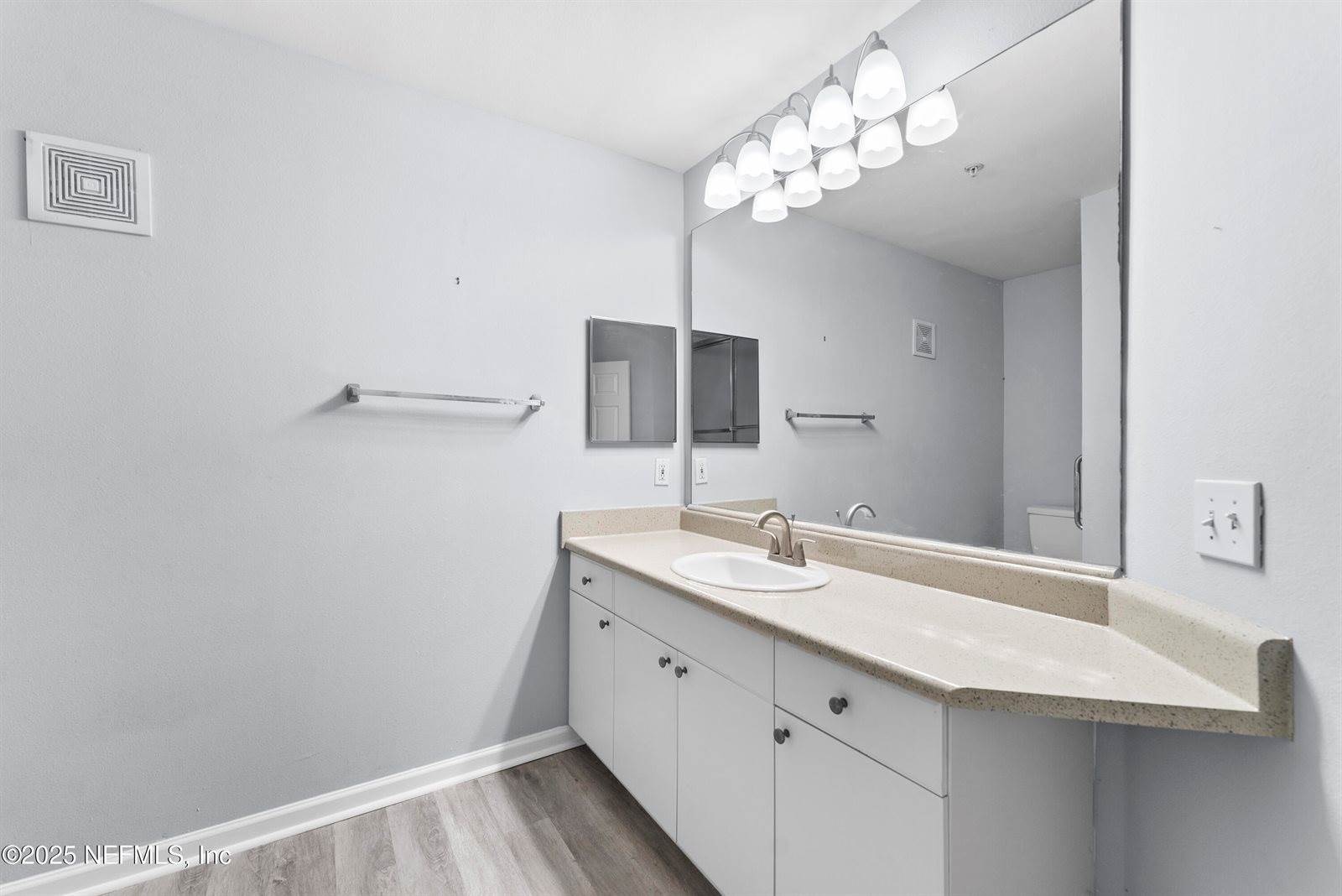 3591 Kernan Boulevard South, Jacksonville, FL 32224