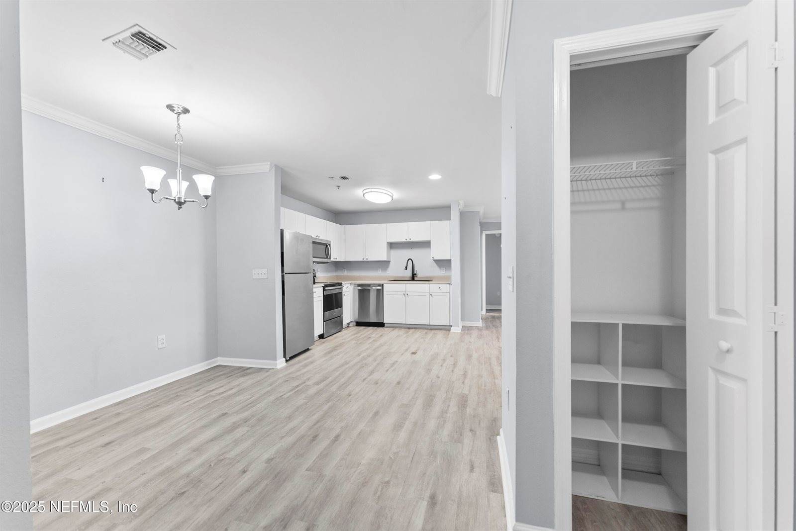 3591 Kernan Boulevard South, Jacksonville, FL 32224