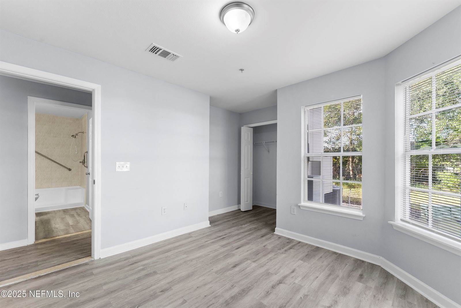 3591 Kernan Boulevard South, Jacksonville, FL 32224