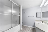 3591 Kernan Boulevard South, Jacksonville, FL 32224