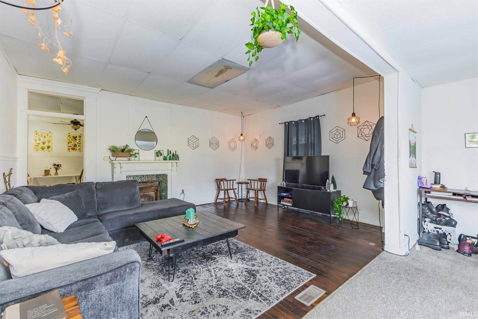 411 - 413 W Adams Street, Muncie, IN 47305