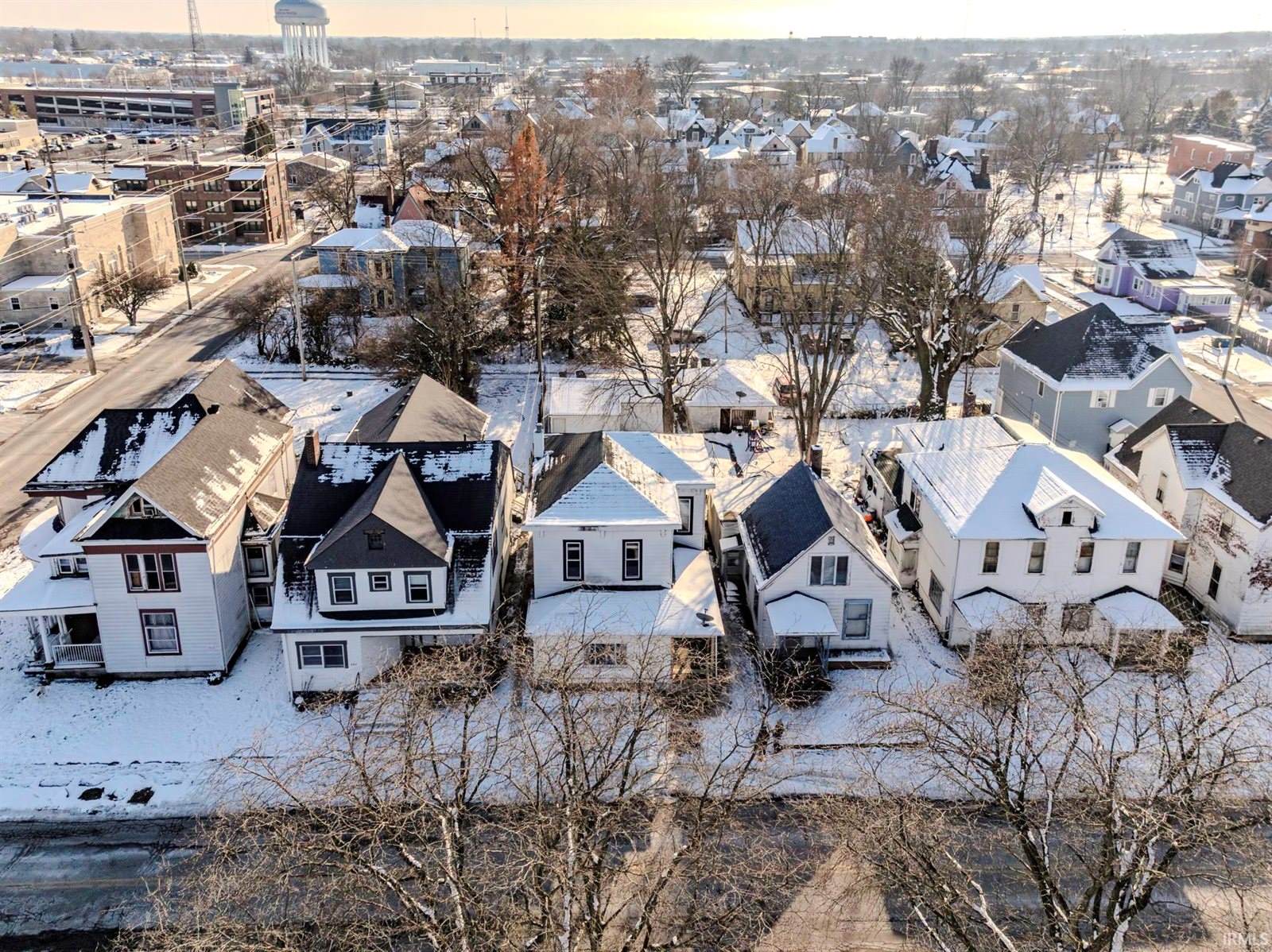 411 - 413 W Adams Street, Muncie, IN 47305