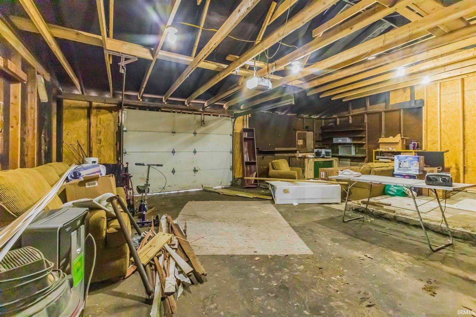 411 - 413 W Adams Street, Muncie, IN 47305