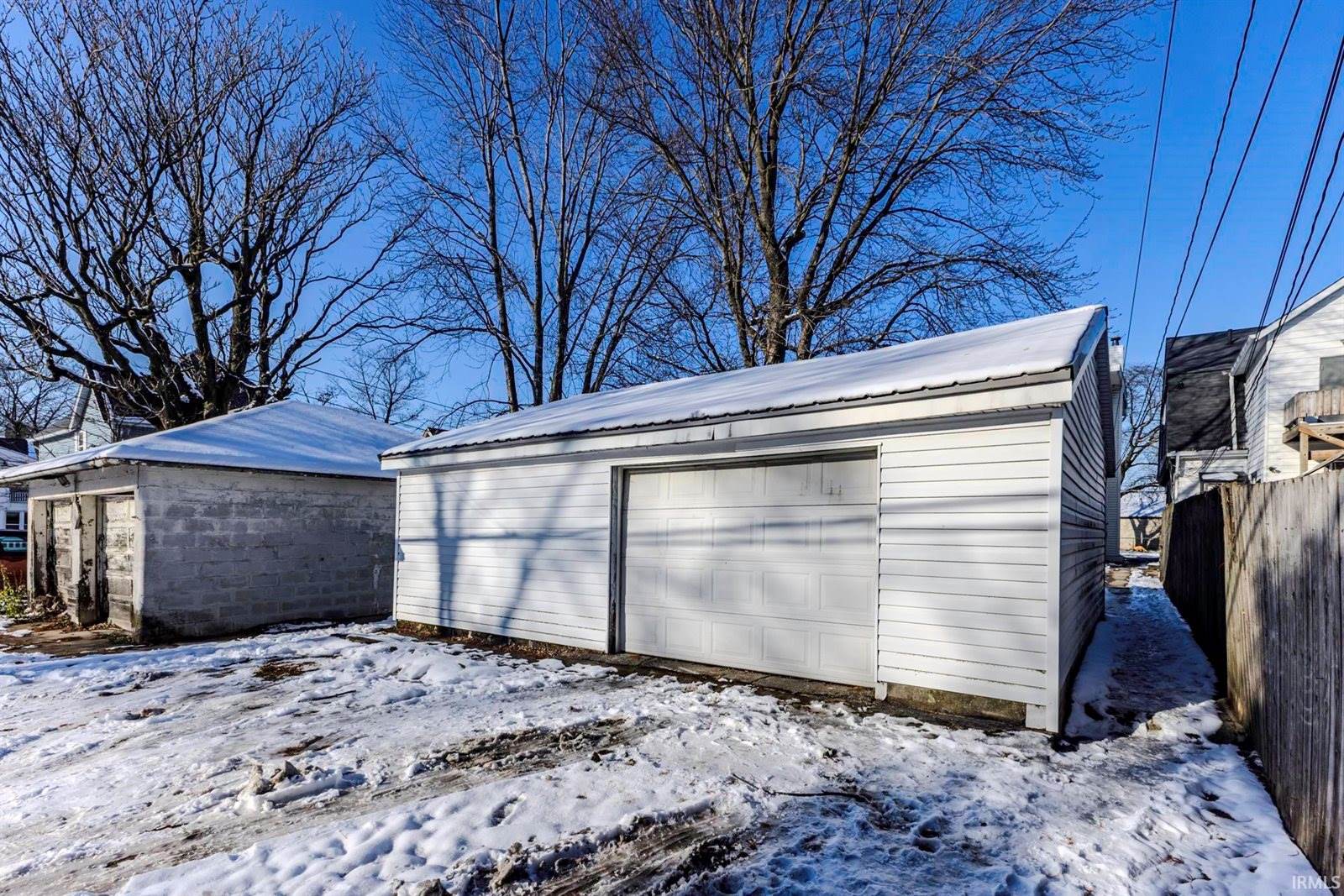 411 - 413 W Adams Street, Muncie, IN 47305