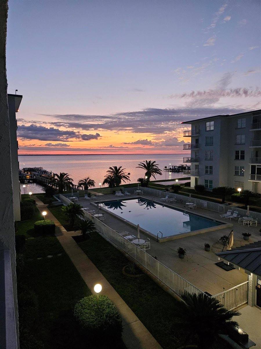 3857 Indian Trail, Unit 305, Destin, FL 32541