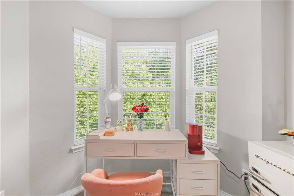 305 Holleman Drive, College Station, TX 77840