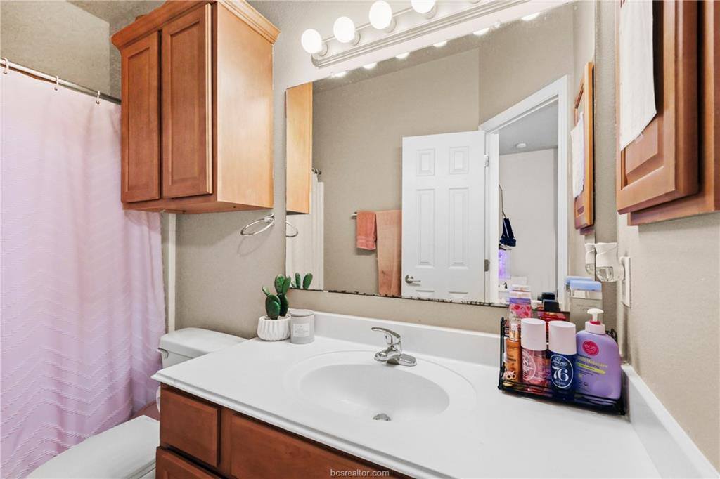 305 Holleman Drive, College Station, TX 77840