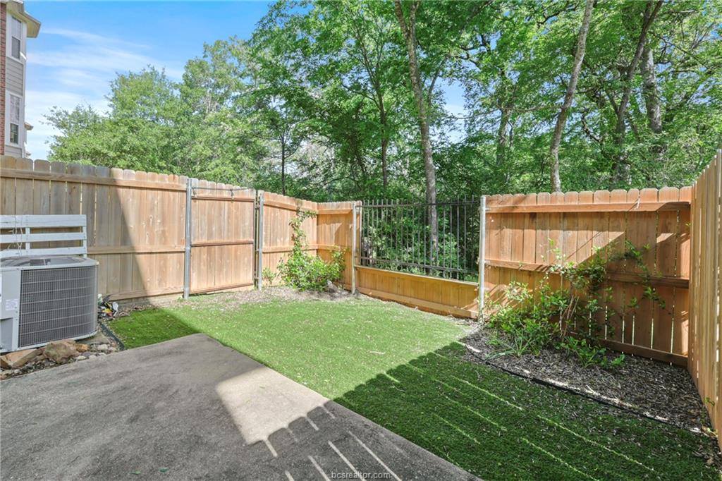 305 Holleman Drive, College Station, TX 77840