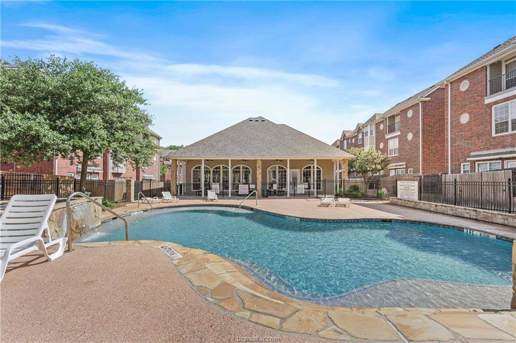 305 Holleman Drive, College Station, TX 77840