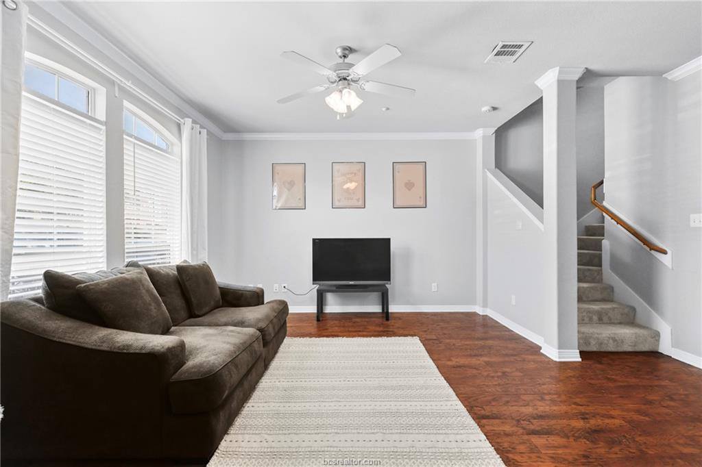 305 Holleman Drive, College Station, TX 77840