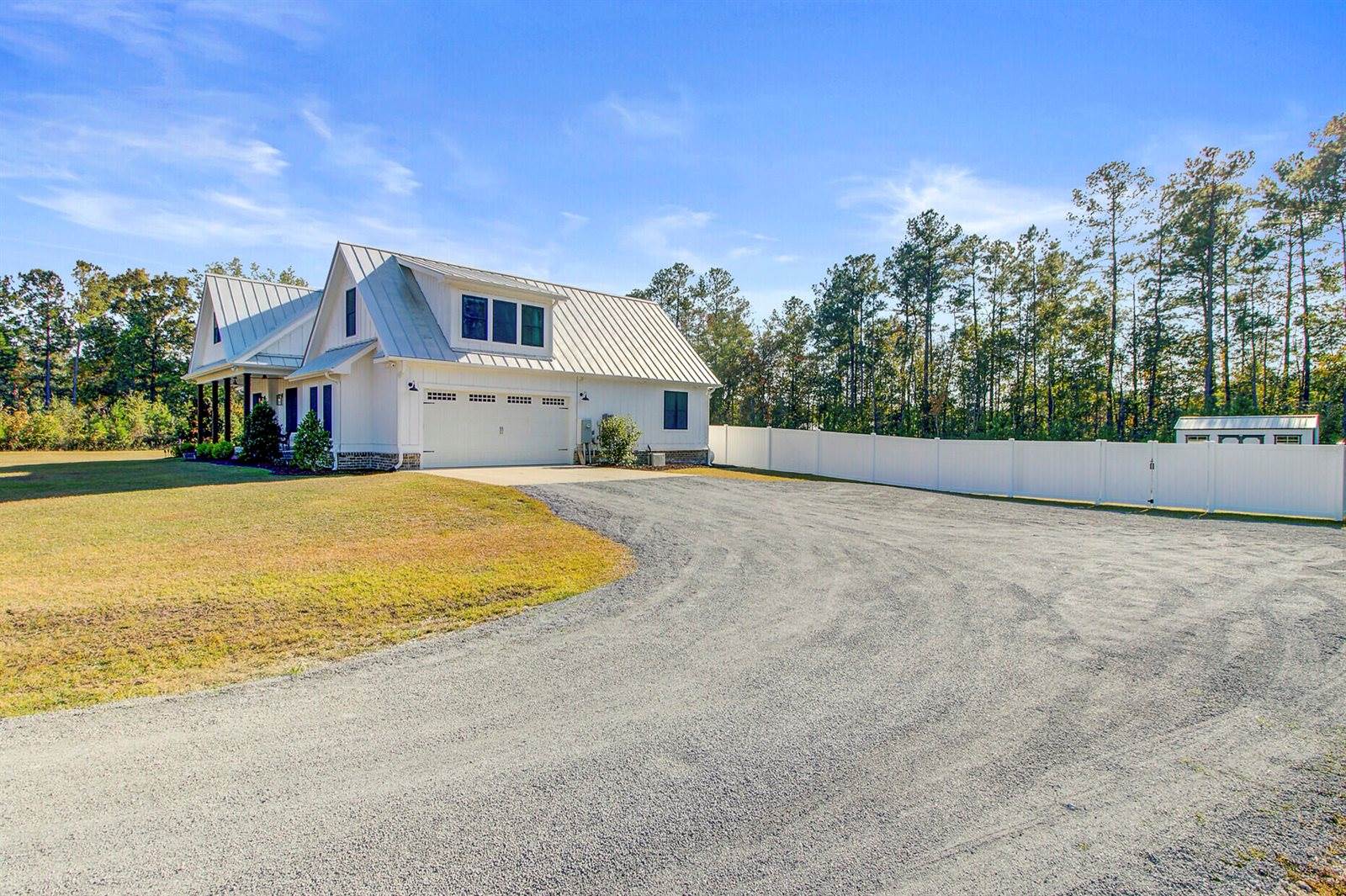 85 Blackjack Lane, Andrews, SC 29510