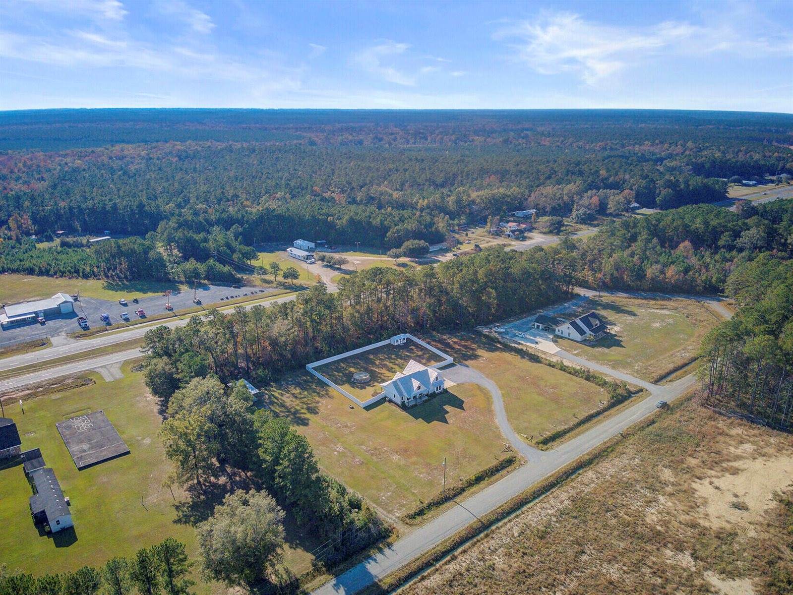 85 Blackjack Lane, Andrews, SC 29510