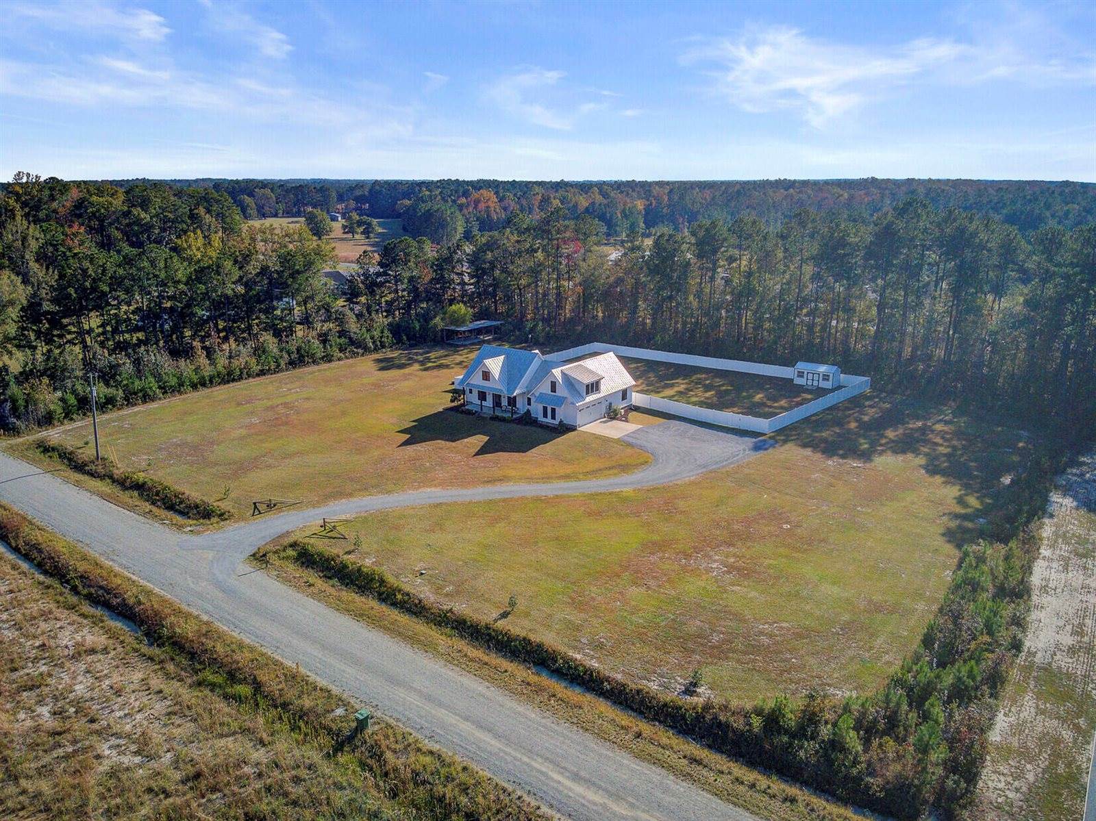 85 Blackjack Lane, Andrews, SC 29510