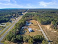 85 Blackjack Lane, Andrews, SC 29510