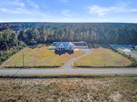 85 Blackjack Lane, Andrews, SC 29510