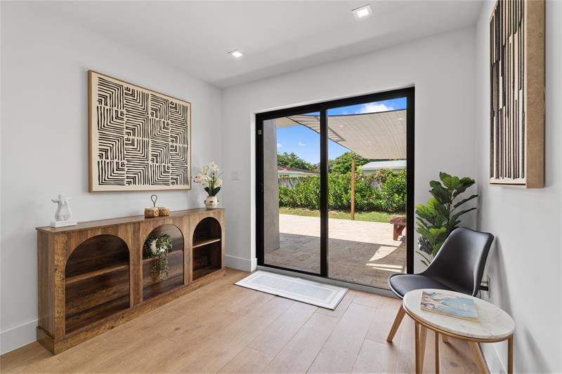 1561 SW 23rd Ave, Fort Lauderdale, FL 33312