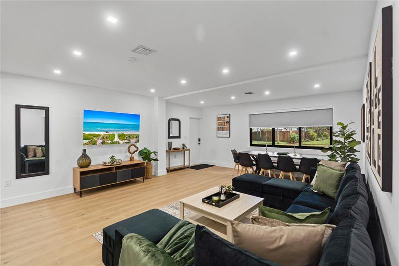 1561 SW 23rd Ave, Fort Lauderdale, FL 33312