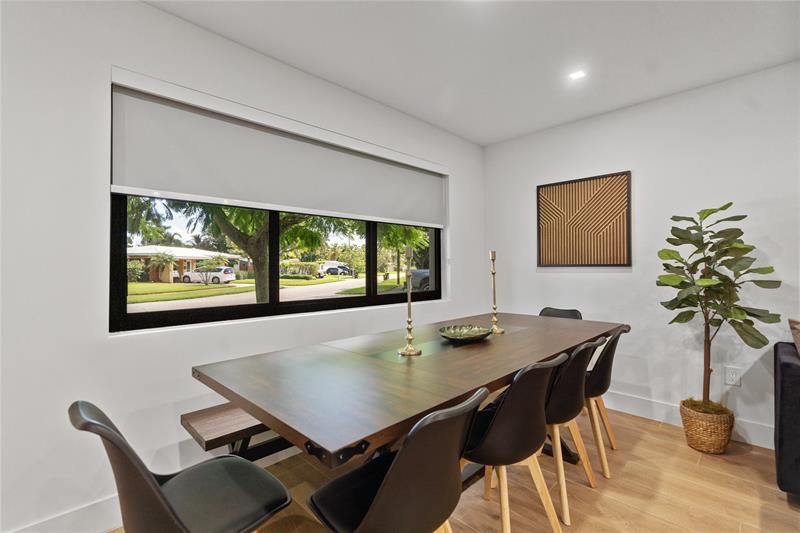 1561 SW 23rd Ave, Fort Lauderdale, FL 33312