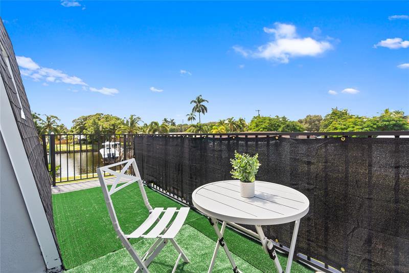 1561 SW 23rd Ave, Fort Lauderdale, FL 33312