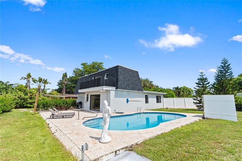 1561 SW 23rd Ave, Fort Lauderdale, FL 33312