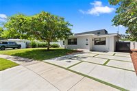 1561 SW 23rd Ave, Fort Lauderdale, FL 33312