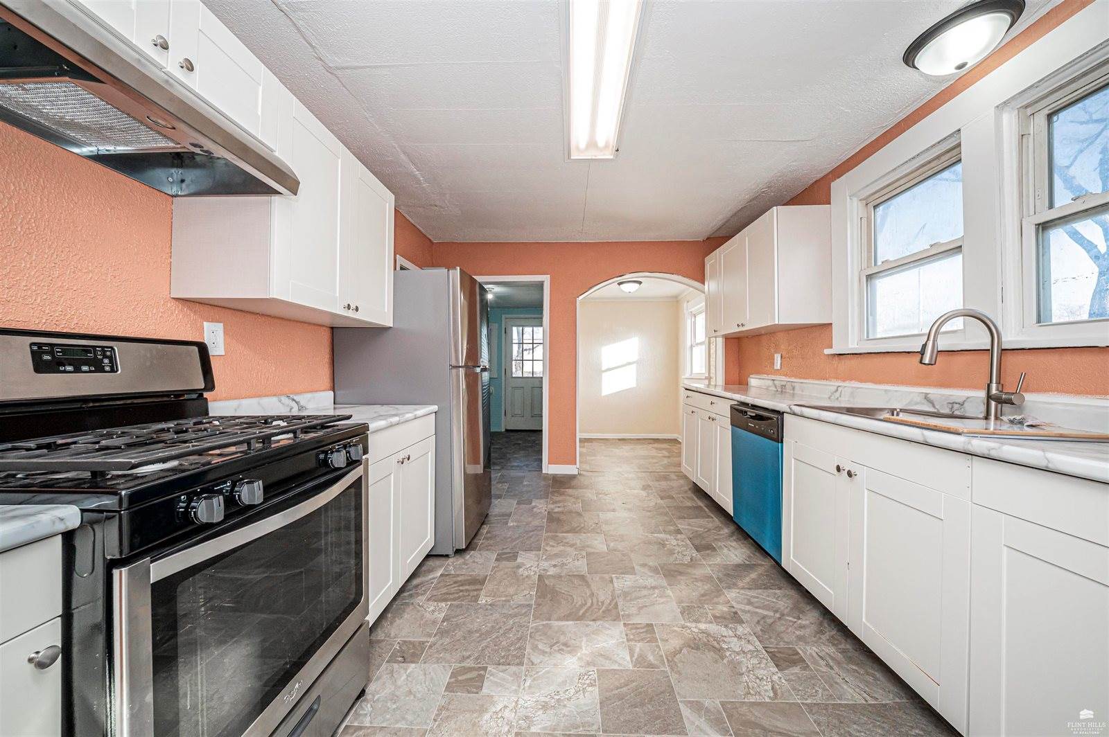 704 West 13th Street, Junction City, KS 66441