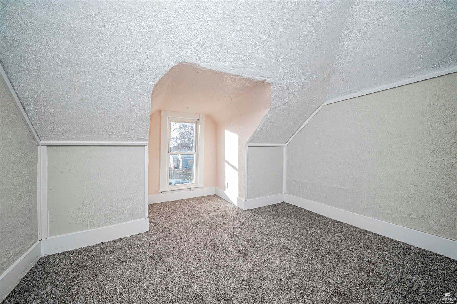 704 West 13th Street, Junction City, KS 66441