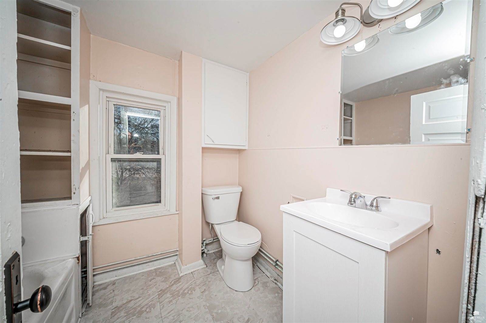 704 West 13th Street, Junction City, KS 66441