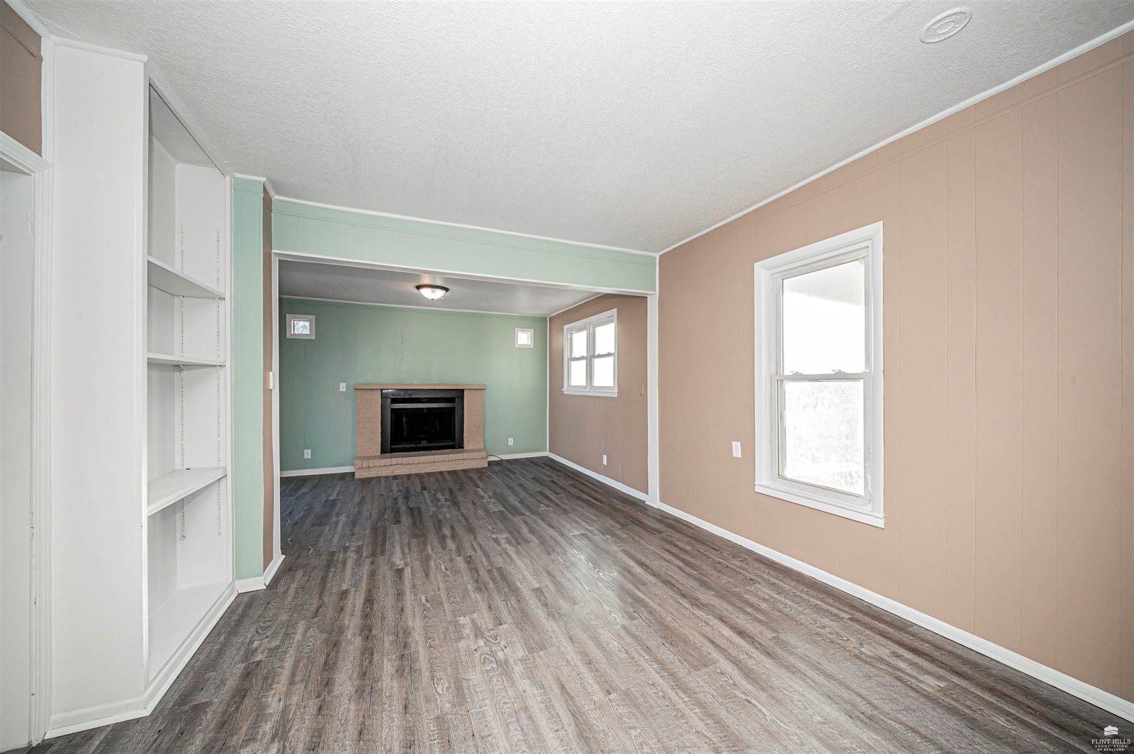 704 West 13th Street, Junction City, KS 66441