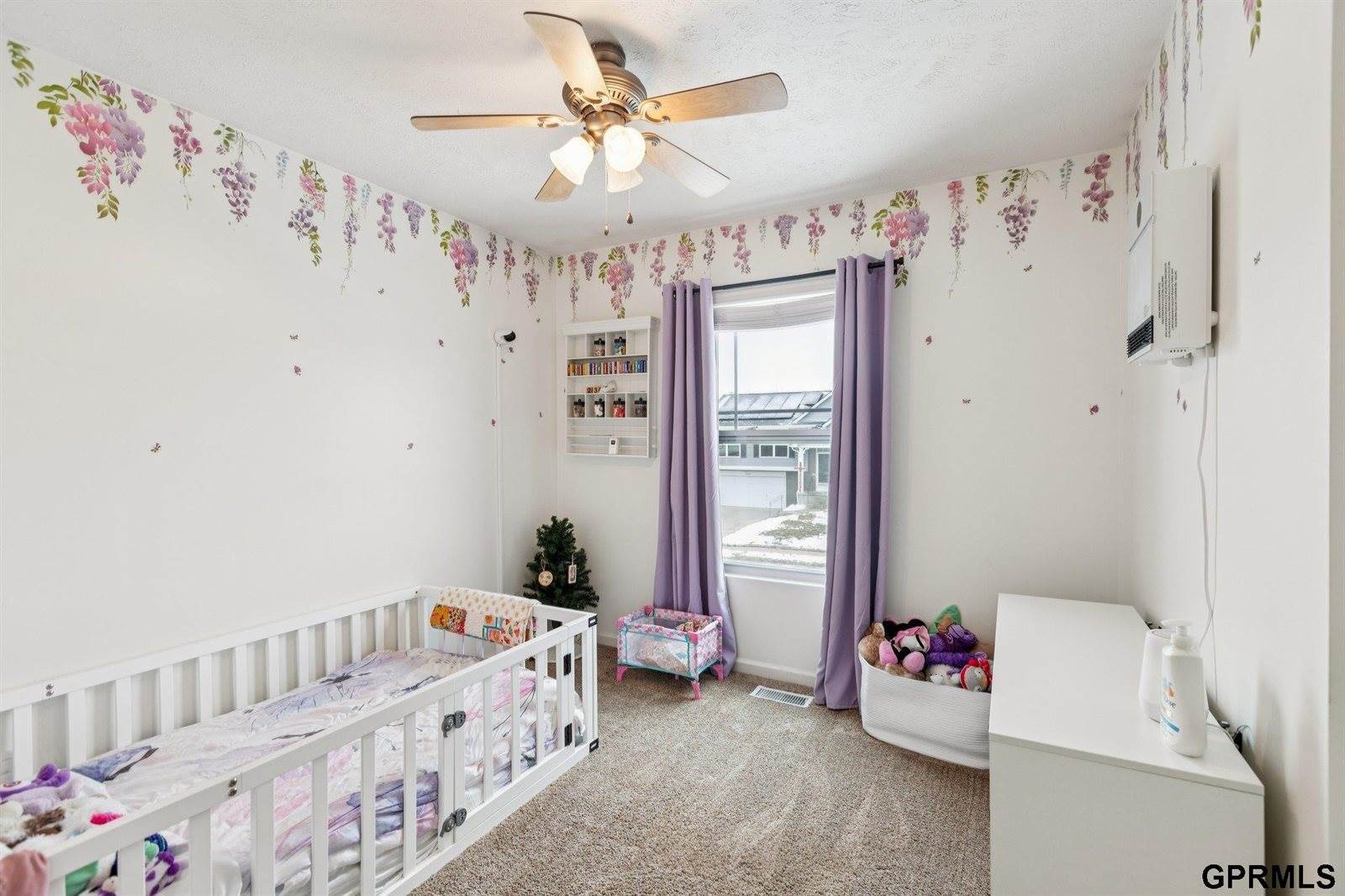 19351 V Street, Omaha, NE 68135