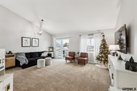 19351 V Street, Omaha, NE 68135