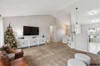 19351 V Street, Omaha, NE 68135