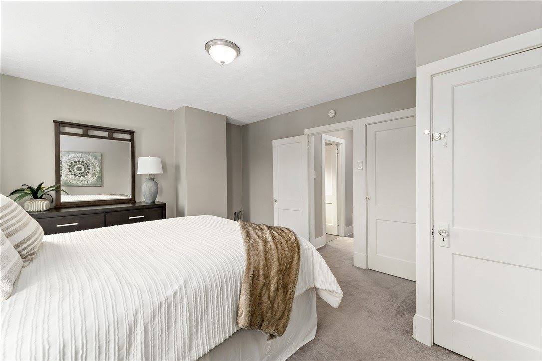 816 Boggs Ave, Mt Washington, PA 15211