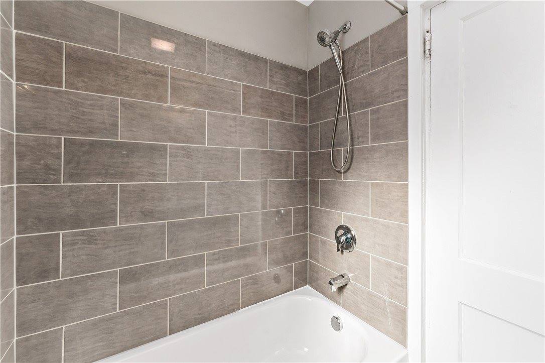 816 Boggs Ave, Mt Washington, PA 15211