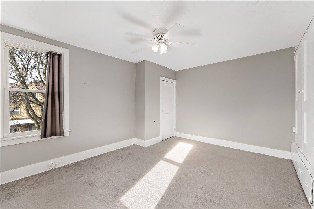 816 Boggs Ave, Mt Washington, PA 15211