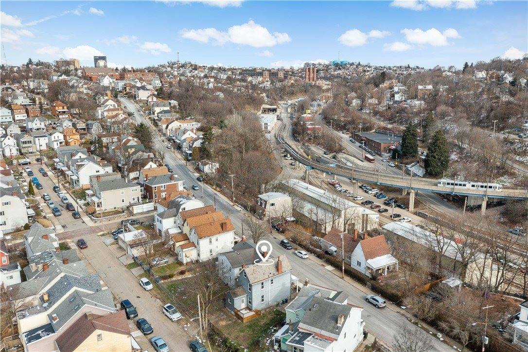 816 Boggs Ave, Mt Washington, PA 15211