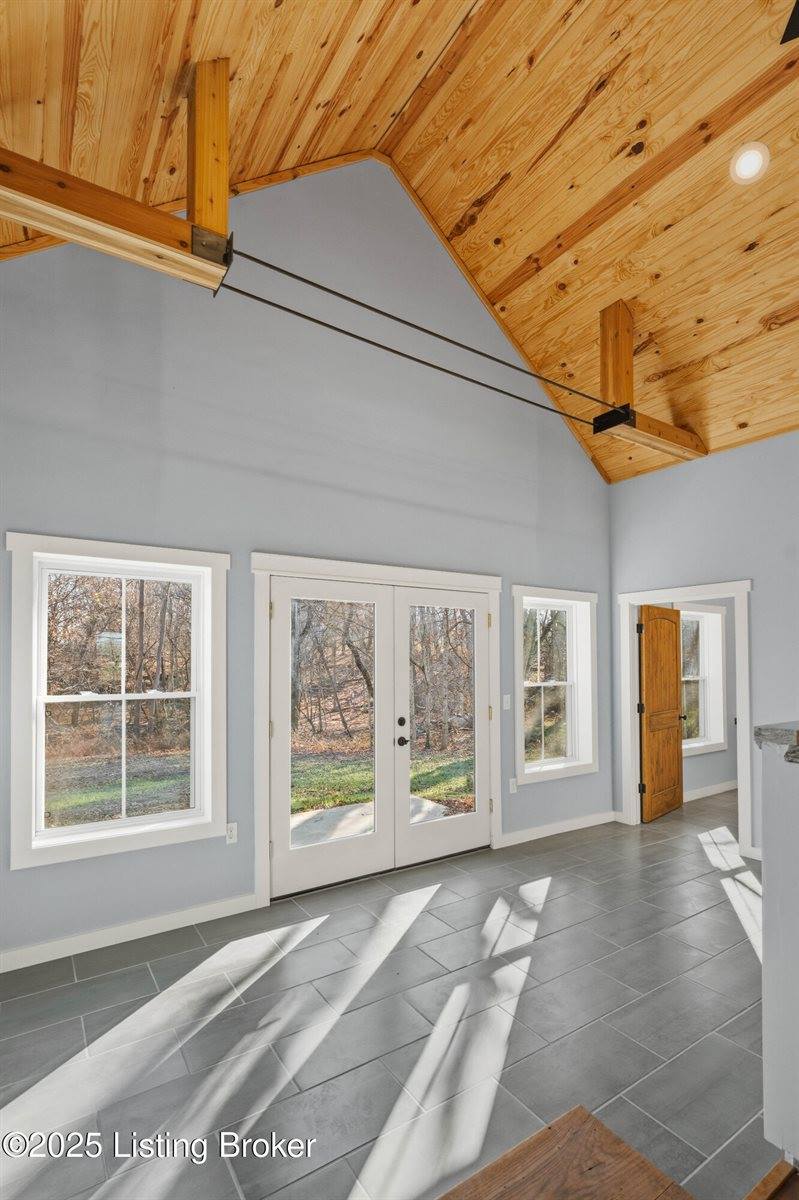 829 Old State Rd, Brandenburg, KY 40108