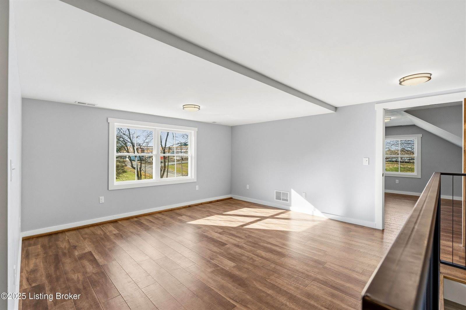 829 Old State Rd, Brandenburg, KY 40108