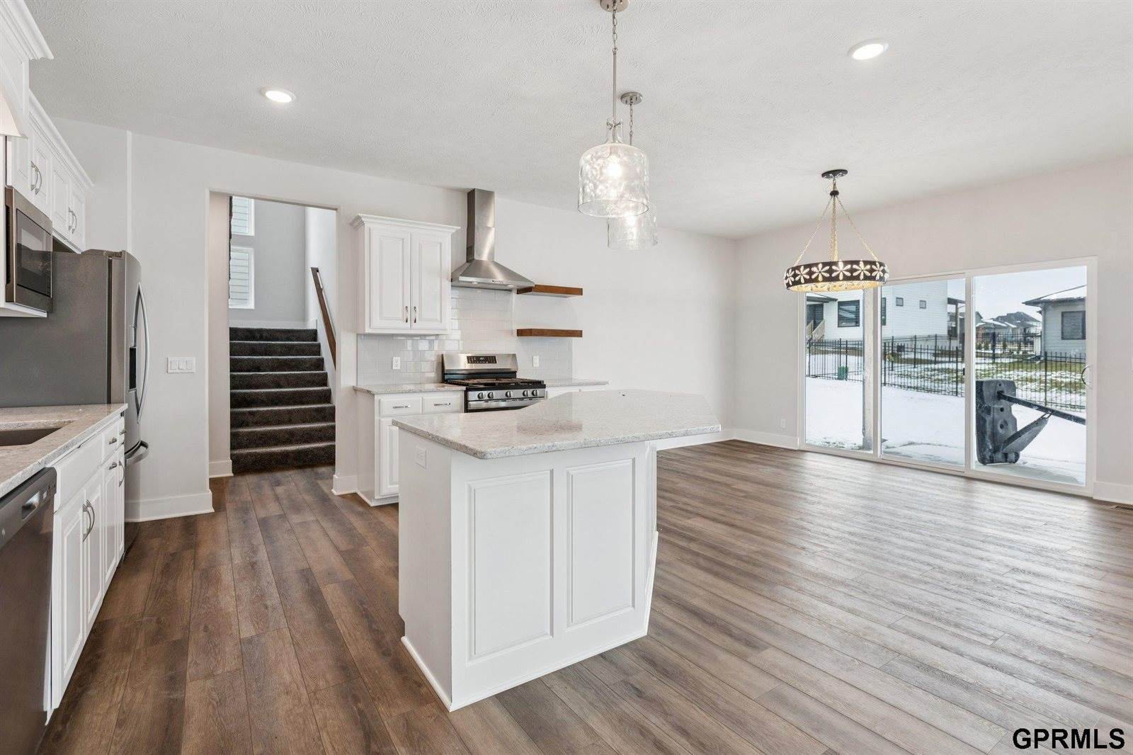 17012 Abigail Street, Bennington, NE 68007