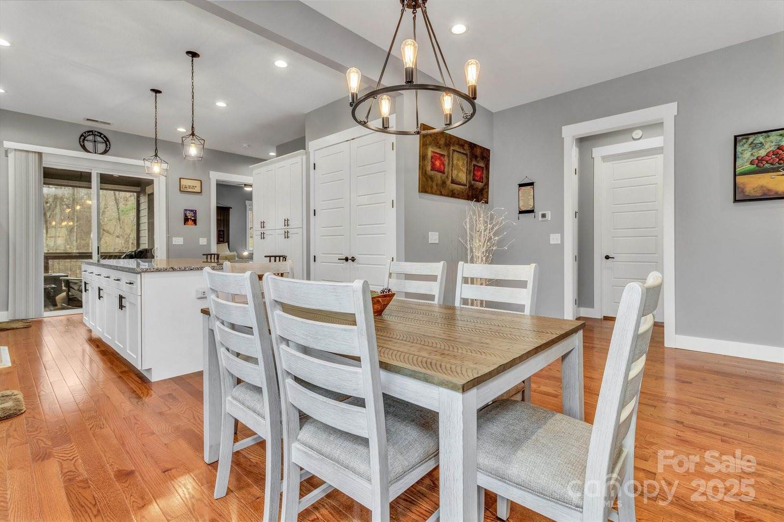 14 Cider Hill Lane, Hendersonville, NC 28792