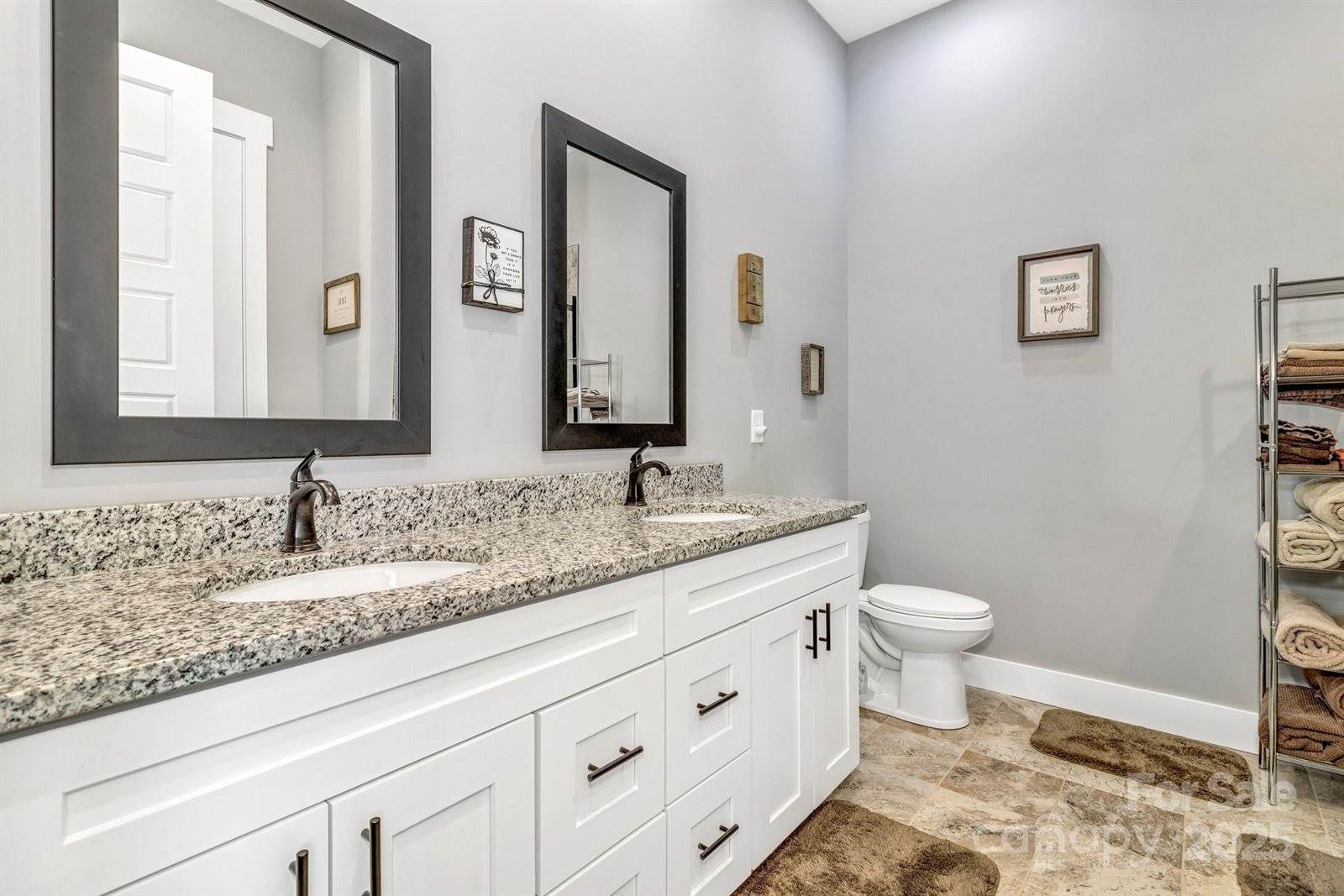 14 Cider Hill Lane, Hendersonville, NC 28792